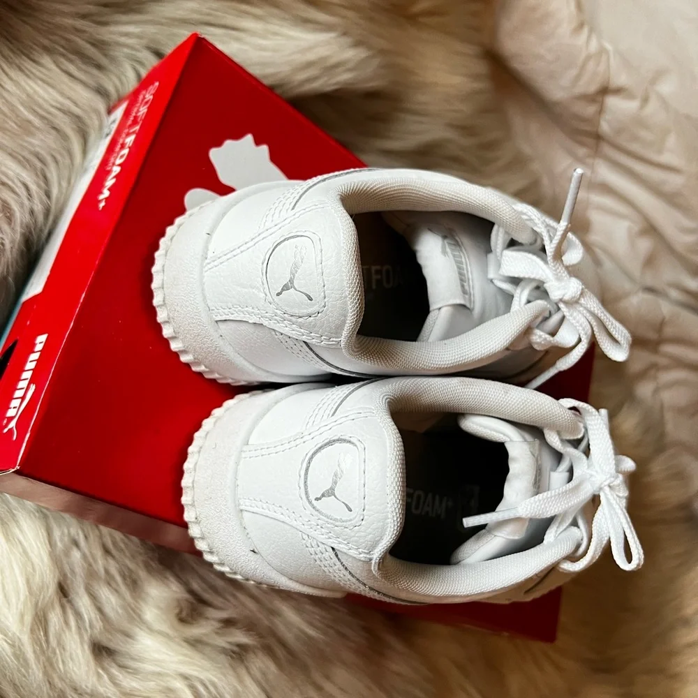 Puma white sneaker soft form, Mint Condition. - Picture 13 of 14